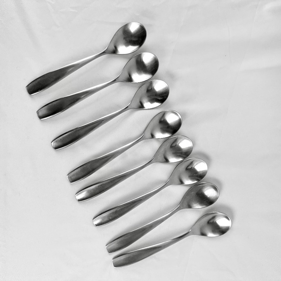 8 Soup Tablespoons Aspen Cambridge Stainless Steel Satin Discontinued Excellent - Picture 1 of 8